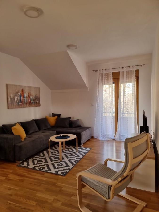 As Apartman 2 ヴルシャツ エクステリア 写真
